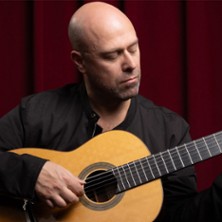Philippe Mouratoglou, Guitare - Brouwer - Falla - T&aacute;rrega - Rodrigo